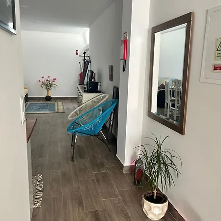 Ocean House 公寓 *